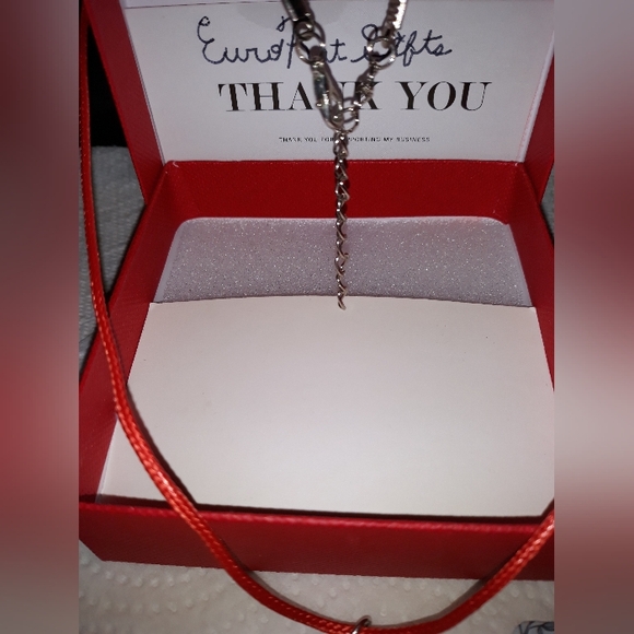 Beautiful Bronze Mermaid Pendant Necklace Hand Crafted NEW - Picture 6 of 8